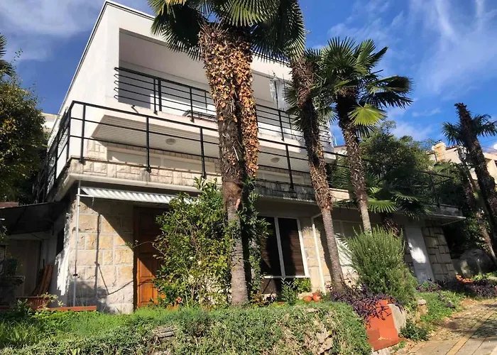 Sheltered Green Oasis In Opatija